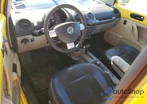 2002 Volkswagen New Beetle Gls from USA, damaged, VIN 3VWCK21C62M439017